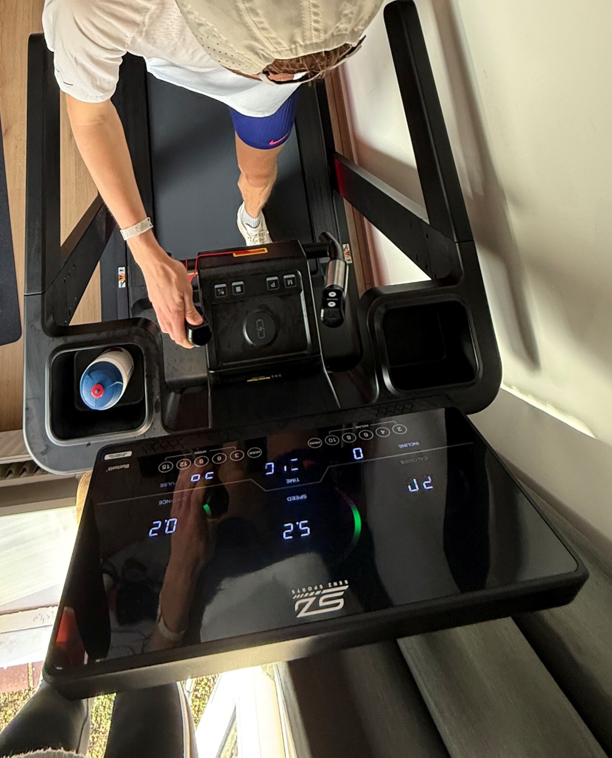 Bediening Senz Sports M9000